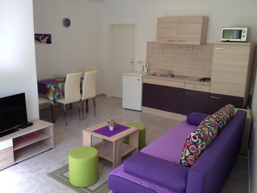 Apartaments Oma & Opa Banjol Εξωτερικό φωτογραφία